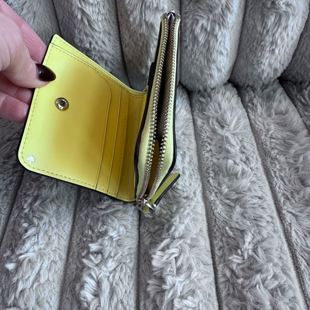 Kate Spade Archie Comic Print Zip Wallet - Picture 4 of 4